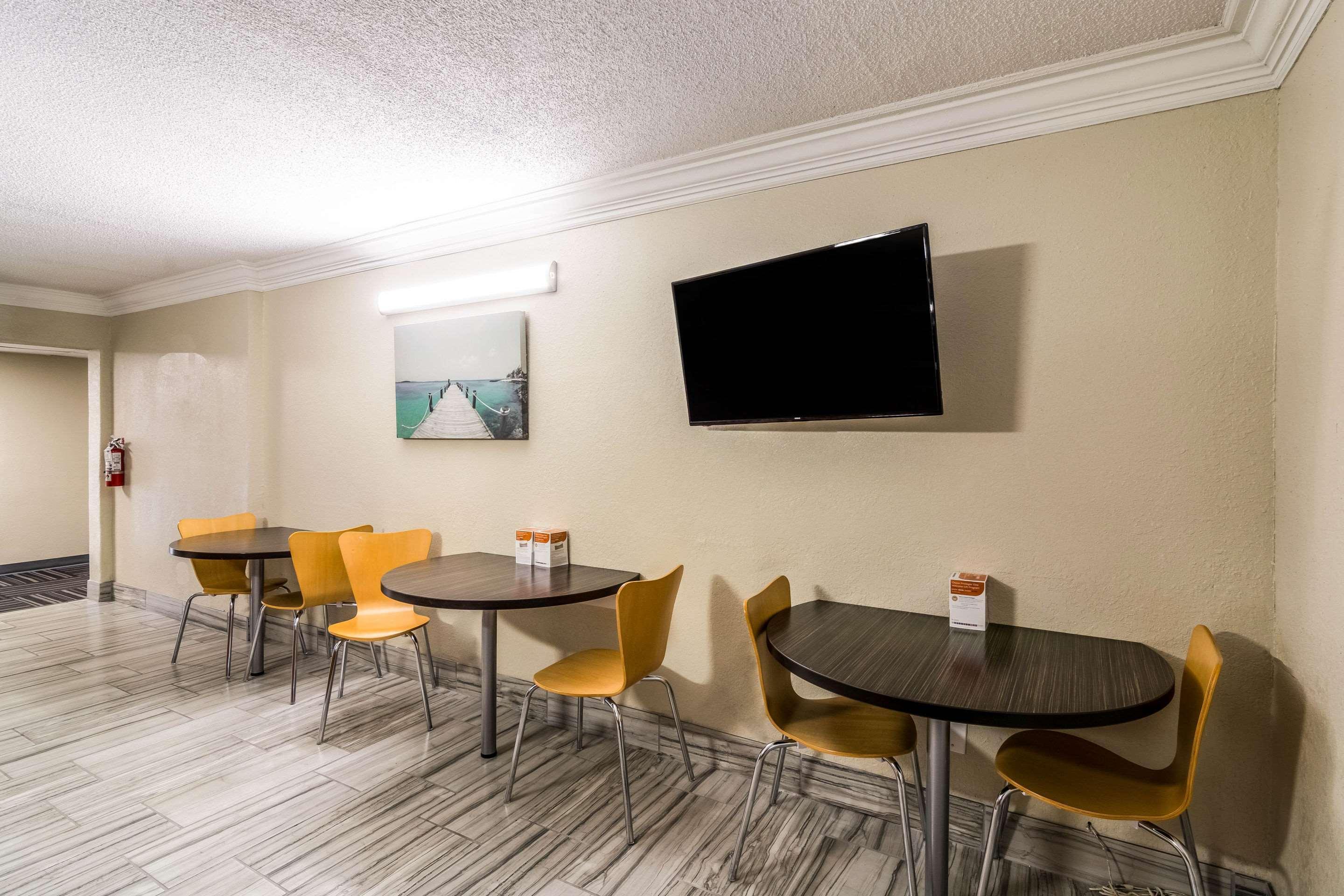 Quality Inn Pensacola Buitenkant foto