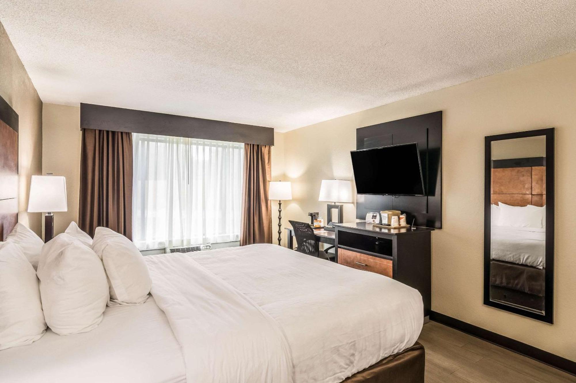 Quality Inn Pensacola Buitenkant foto
